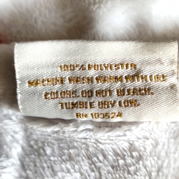 Valentines Parisian Throw - Picture 5 of 5